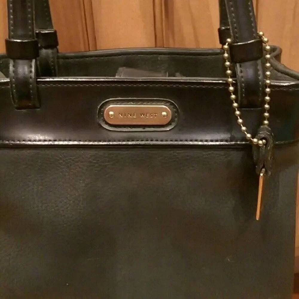 Nine West Leather Shoulder Bag Black